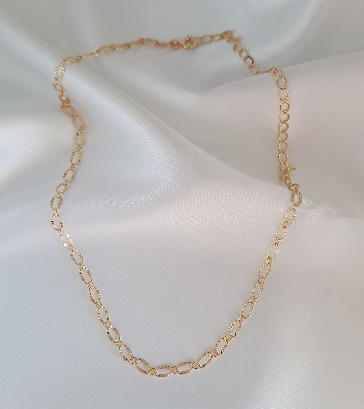 Colar Choker de Elos Banhado a Ouro 18k