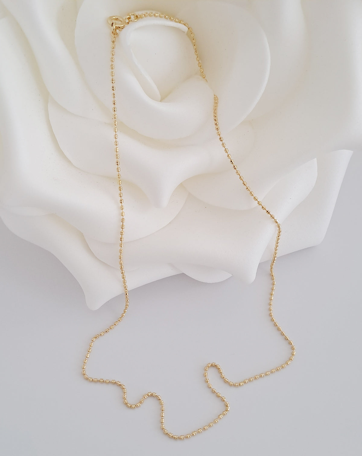 Colar Banhado a Ouro 18k com Bolinhas