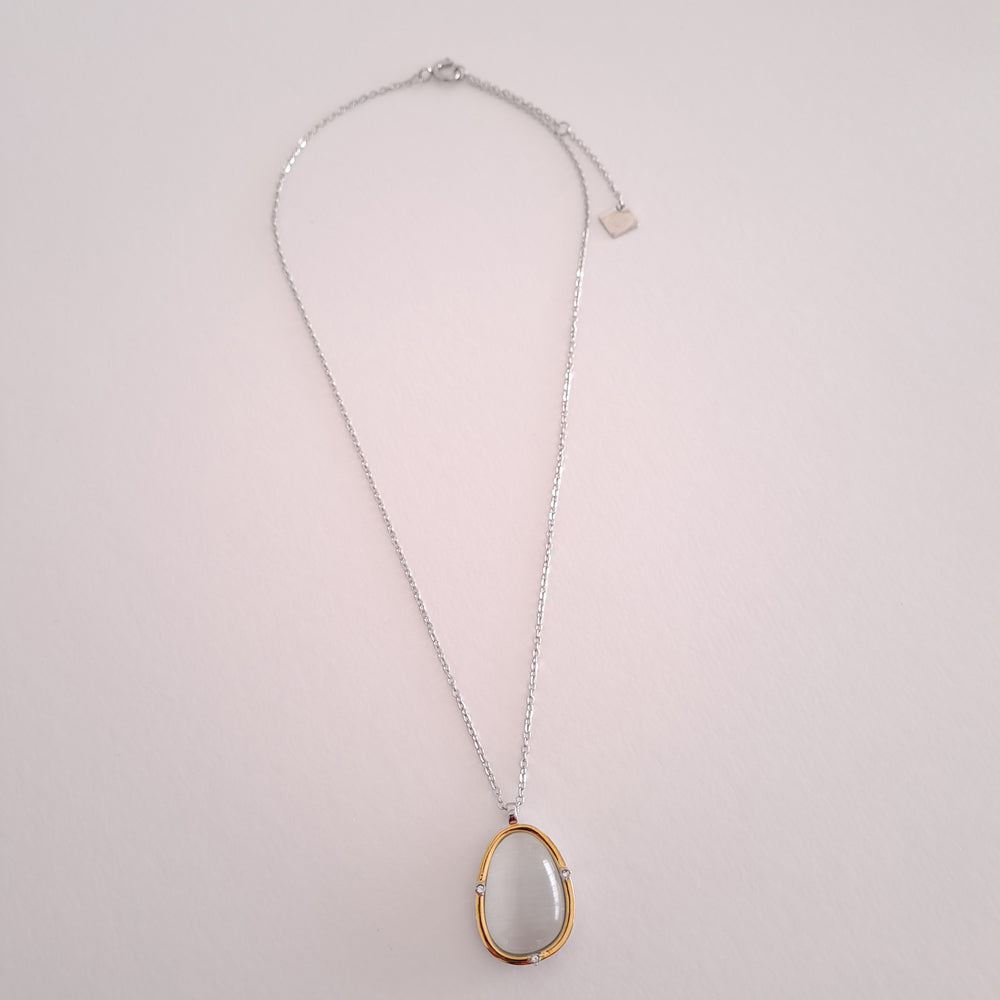 Colar com Pingente em Madrepérola