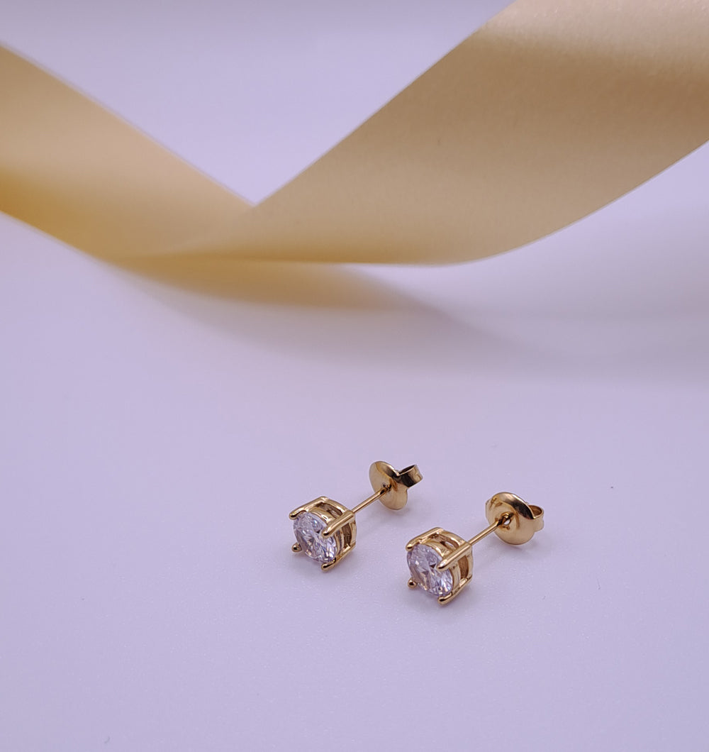 Brincos em Formato Redondo com Zircónias