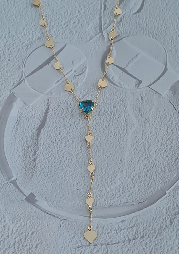 Colar Banhado a Ouro 18k com Corações Lisos e Coração de Cristal Azul