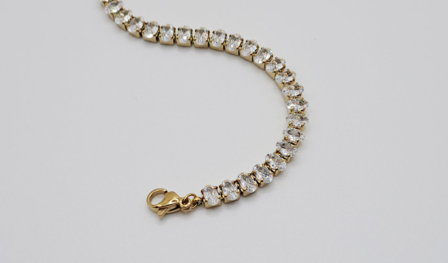 Pulseira com Zircónias