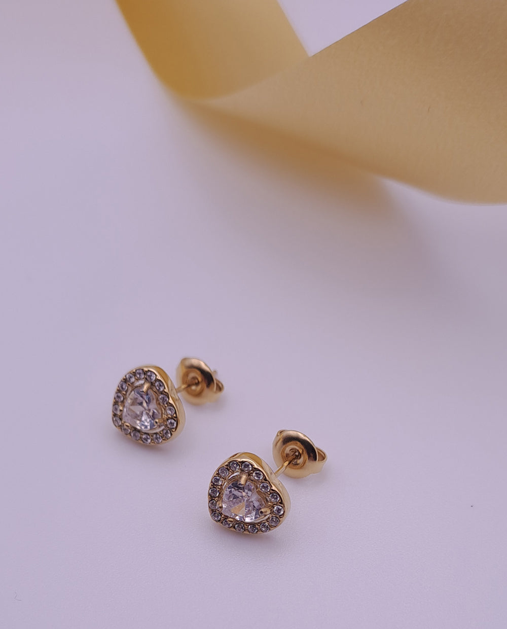 Brincos em Forma de Coração com Zircónias