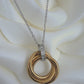Colar com Três Argolas Douradas